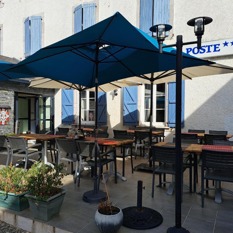 Hotel De La Poste Tardets-Sorholus المظهر الخارجي الصورة